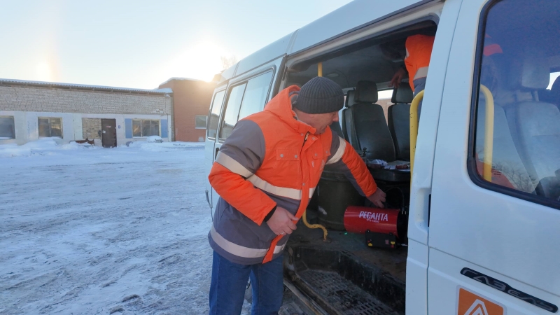 Помощь водителям в морозы круглосуточно обеспечивают в Новосибирской области