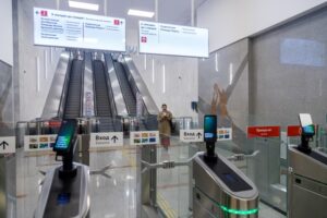 Оплатой по улыбке в метро Новосибирска воспользовались уже почти 28 тысяч раз
