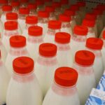 Роспотребнадзор забраковал 5 тонн молочной продукции в Новосибирской области в 2025 году