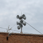 Жителей Новосибирской области предупредили о включении сирен и сбое в телеэфире