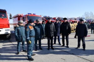 Губернатор Травников принял участие в смотре сил и средств к паводку и пожароопасному сезону