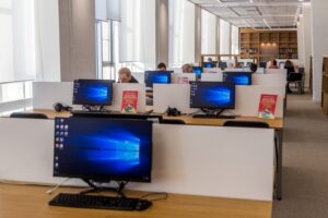 Компьютерную грамотность осваивают пожилые жители Новосибирской области