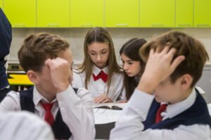 Школьникам Новосибирской области покажут фильм о профилактике противоправного поведения