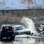 Водителей города Обь предупредили об опасности стихийной переправы через реку Власиху