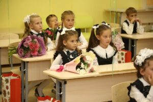 Прямая линия по вопросам приема в первый класс пройдёт в Новосибирской области
