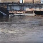 Под Новосибирском из берегов начала выходить река Власиха