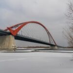 Проект восстановления освещения Бугринского моста разработают за 3,4 млн рублей