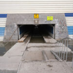 Вандалы в Оби разносят подземный переход на «Октябрьской»