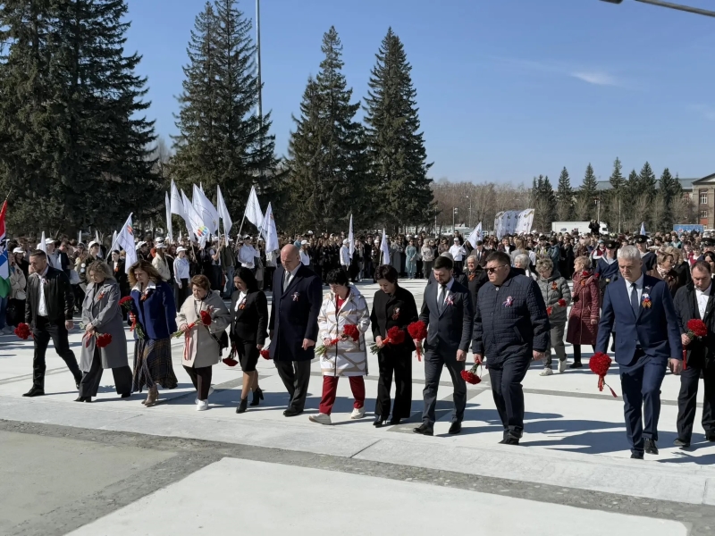 Студенты вузов и колледжей региона создали «Стену Памяти» на акции «Эхо Победы» 24 апреля