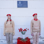 Мемориальную доску лётчику, воспитавшему космонавтов, открыли в городе Обь