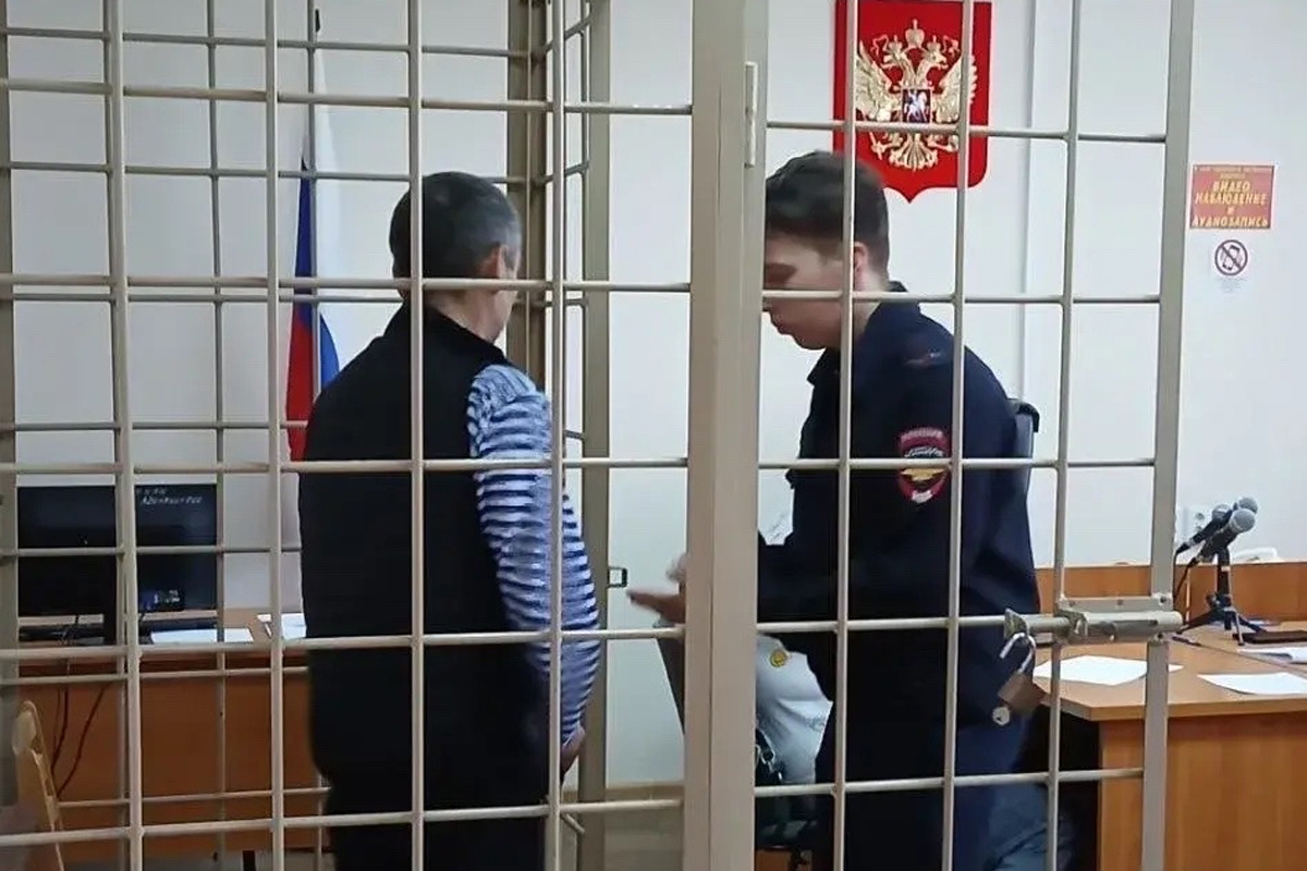 Житель Оби зарезал соседа во время ссоры: суд отправил его в СИЗО