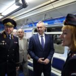 Тематический поезд к 90-летию Госавтоинспекции начал курсировать в метро Новосибирска