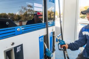 Оперативный штаб региона порекомендовал заправкам лимитировать отпуск бензина