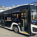 На маршруте № 227 в Обь запустили новые просторные автобусы СИМАЗ