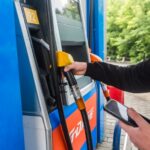 Продажу мест в очереди пресекут дружинники на АЗС Новосибирска