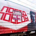 Тысяча человек прошли через тематические вагоны «Поезда Победы» в первый день работы музея