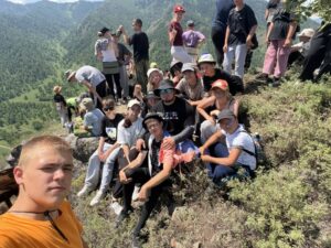 Обчане в Эдигане: неделя в горах без гаджетов научила школьников дружбе