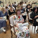 Власти региона вручили сертификаты на машины 28 многодетным семьям в Новосибирске