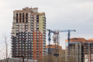План по расселению аварийного фонда перевыполнен в Новосибирской области в два раза