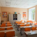 Школьные звонки в сентябре заменят песни о дружбе и знаниях в исполнении детских хоров
