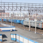 Под Новосибирском электричка смертельно травмировала ребёнка
