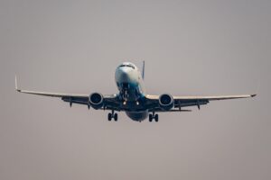 В аэропорту Толмачёво сдвинулись графики восьми рейсов на прилёт и вылет