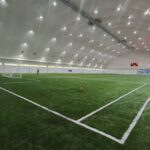 Круглогодичные тренировки и турниры стали доступны в новом футбольном манеже Новосибирска