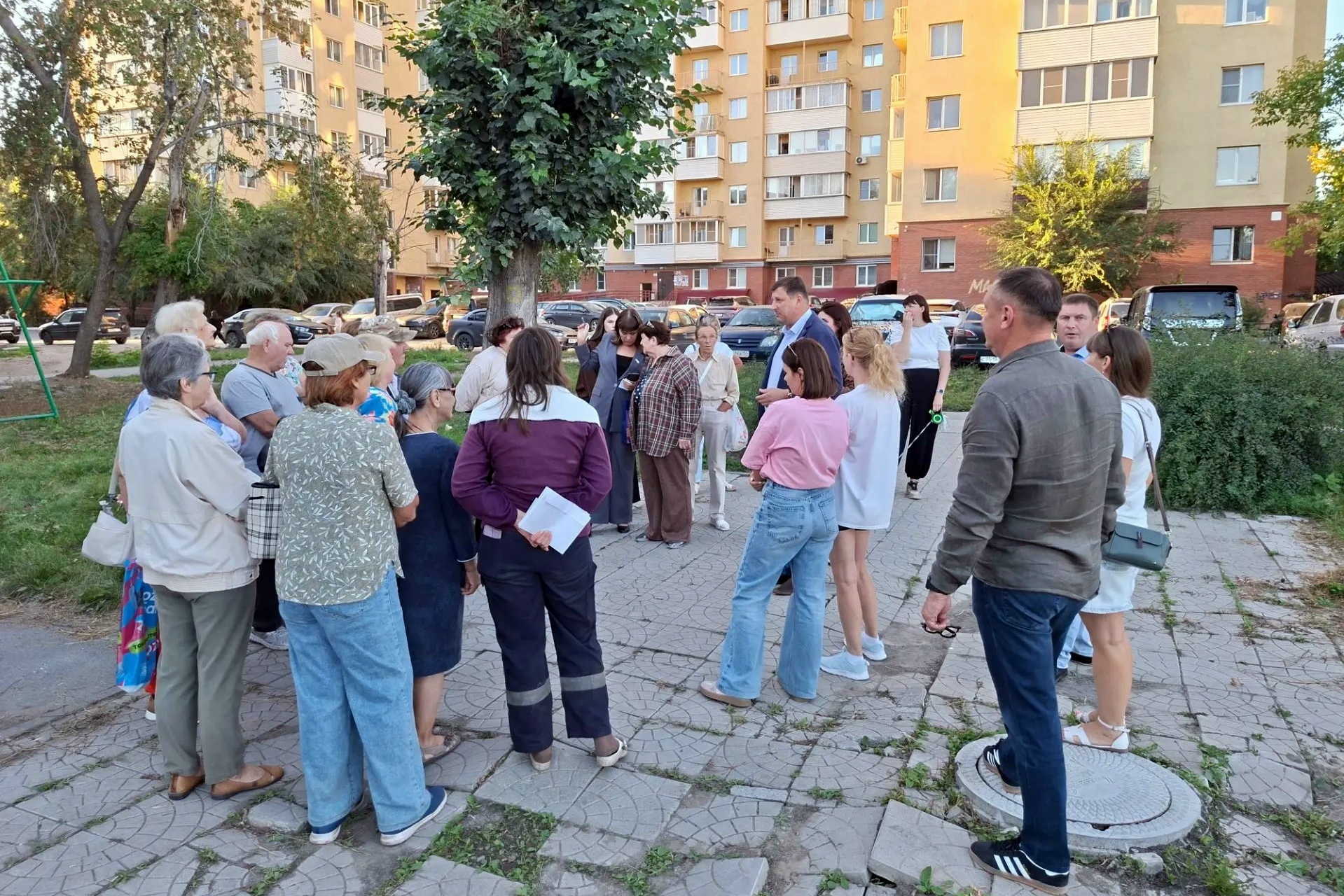 В Оби обсудили проблемы микрорайона «Геодезия»