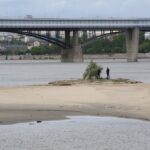 Судоводителей Новосибирска предупредили о мелях и подводных препятствиях на Оби